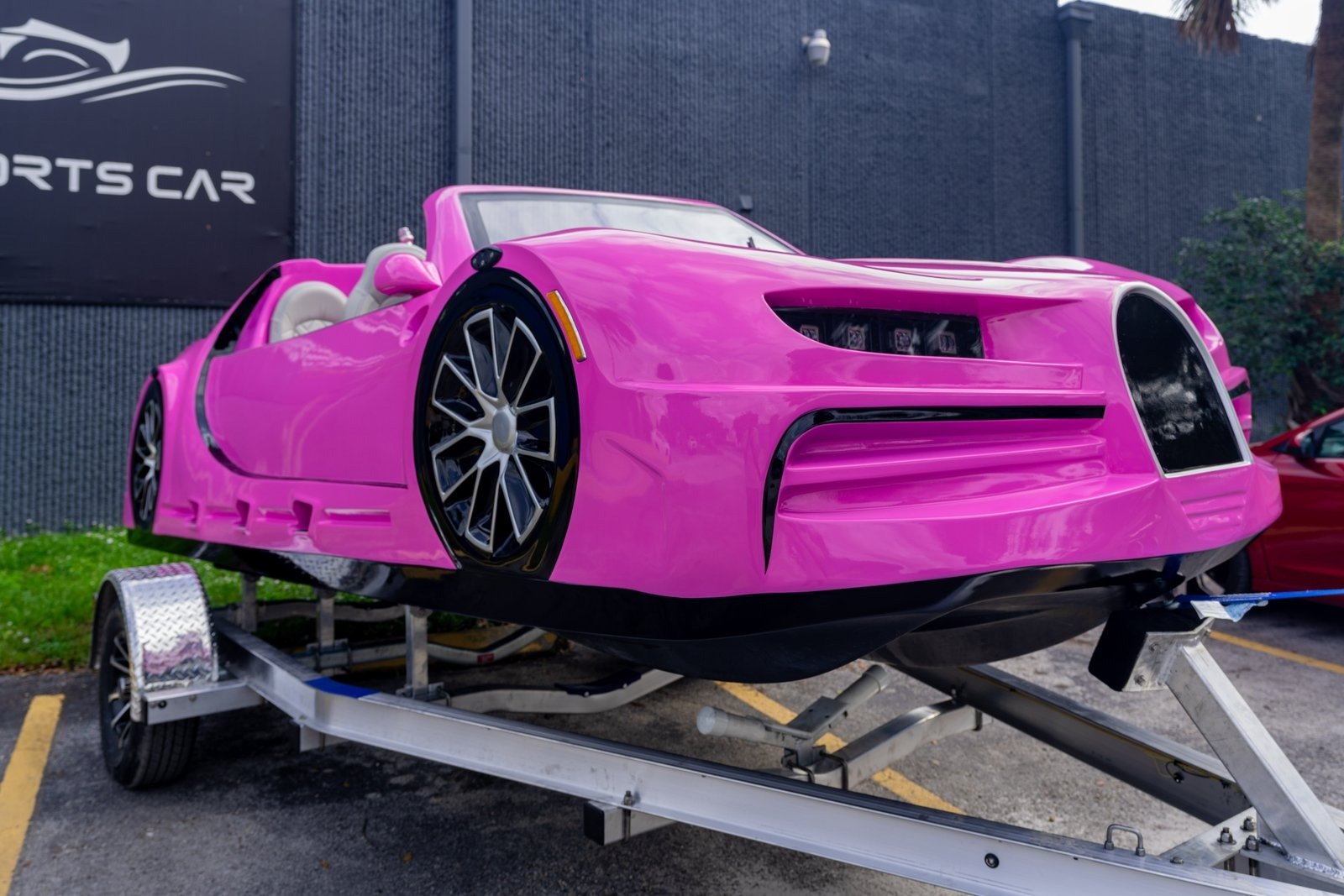 You are currently viewing Aquatic Adventures with Customized Jet Car Boats